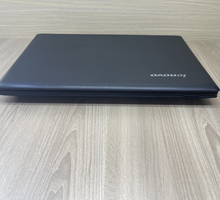 Laptop Lenovo i5-3210M/ RAM4GB/ SSD 120/ NGOẠI HÌNH ĐẸP
