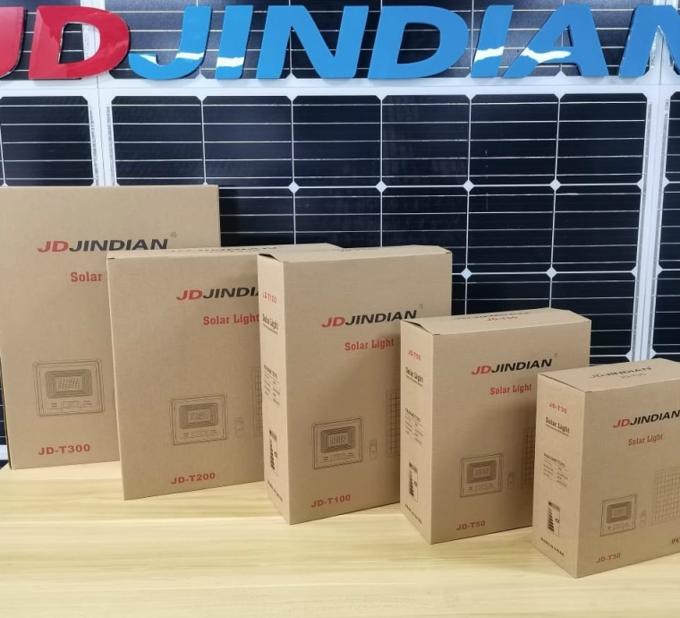Đèn năng lượng mặt trời chính hãng JD-T100 (100W) JINDIAN (Vỏ nhựa)